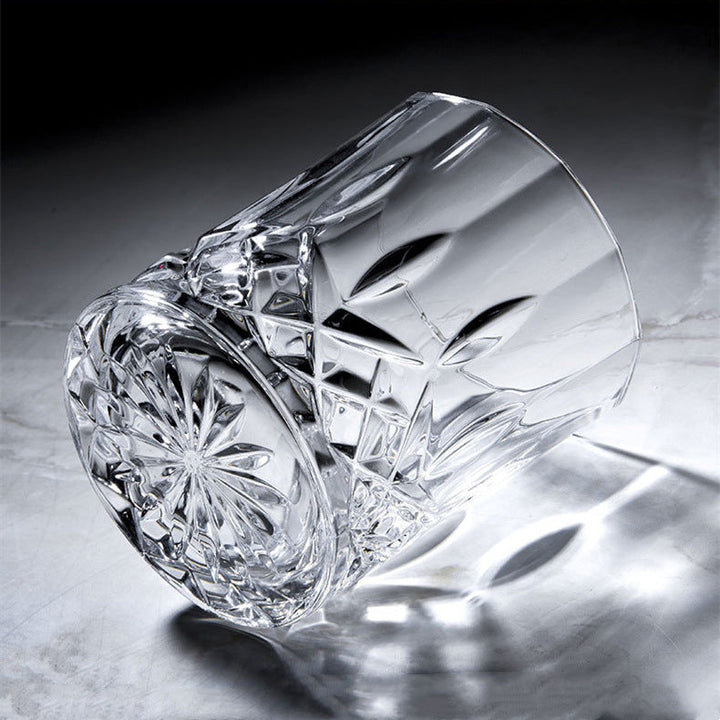 Elevate Your Drinking Experience with Our Crystal Glass Elegant Stemmed Drinking Glass Set